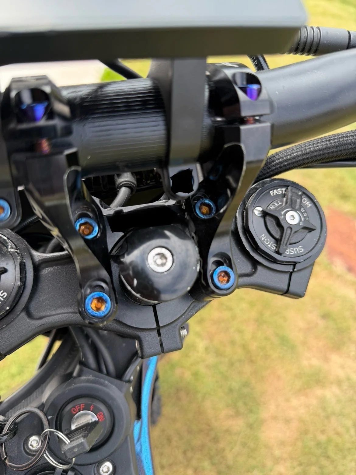 Direct Mount Titanium Bolt Set of (4,8)